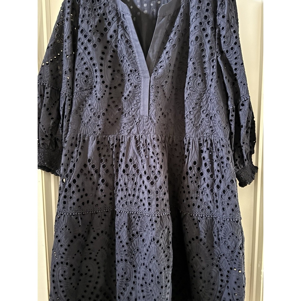 Chico's Navy Blue Eyelet Tiered Dress Size 14 100% Cotton, Lined, V-Neck - Picture 8 of 12